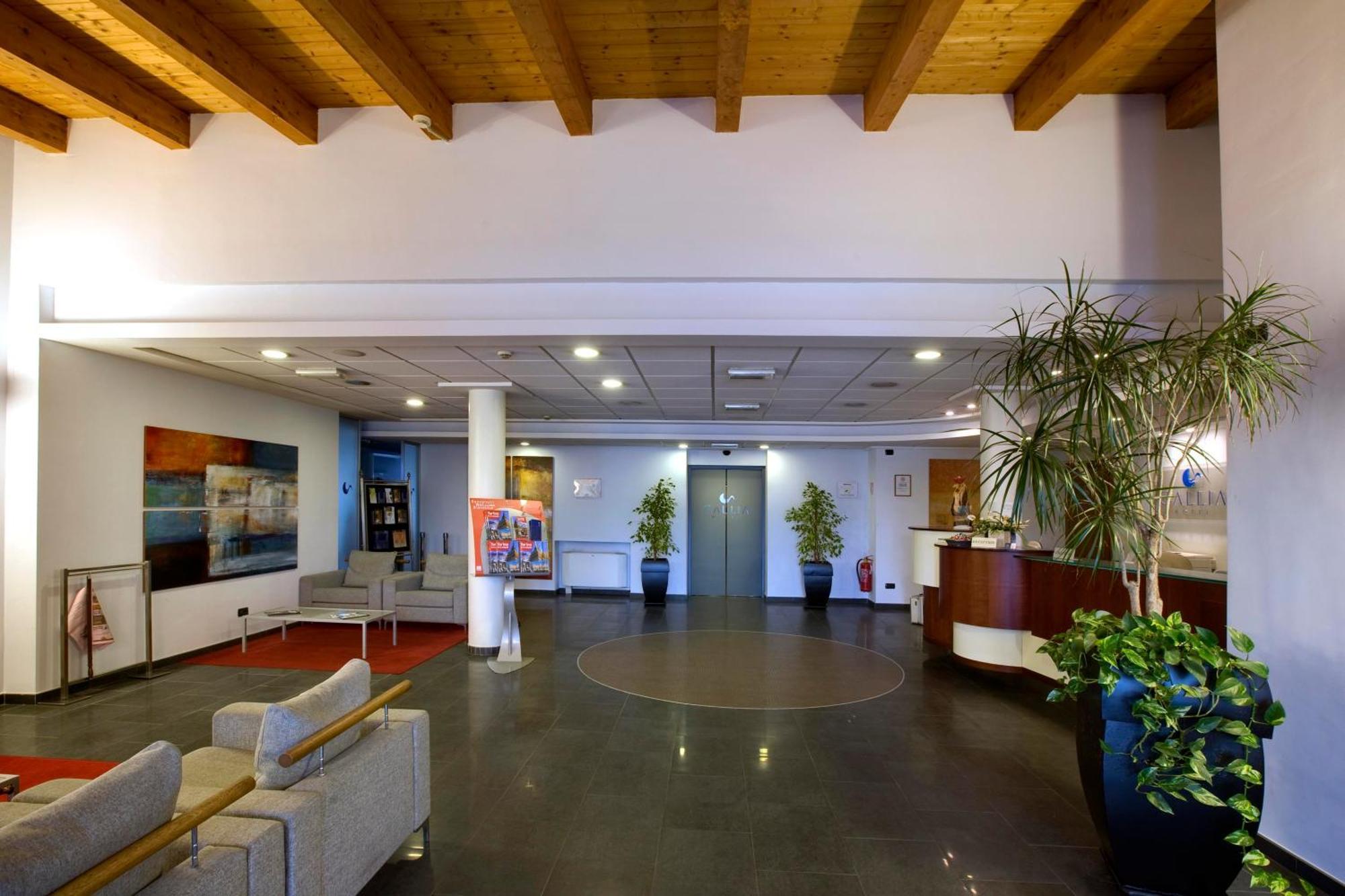 Hotel Gallia Pianezza Bagian luar foto