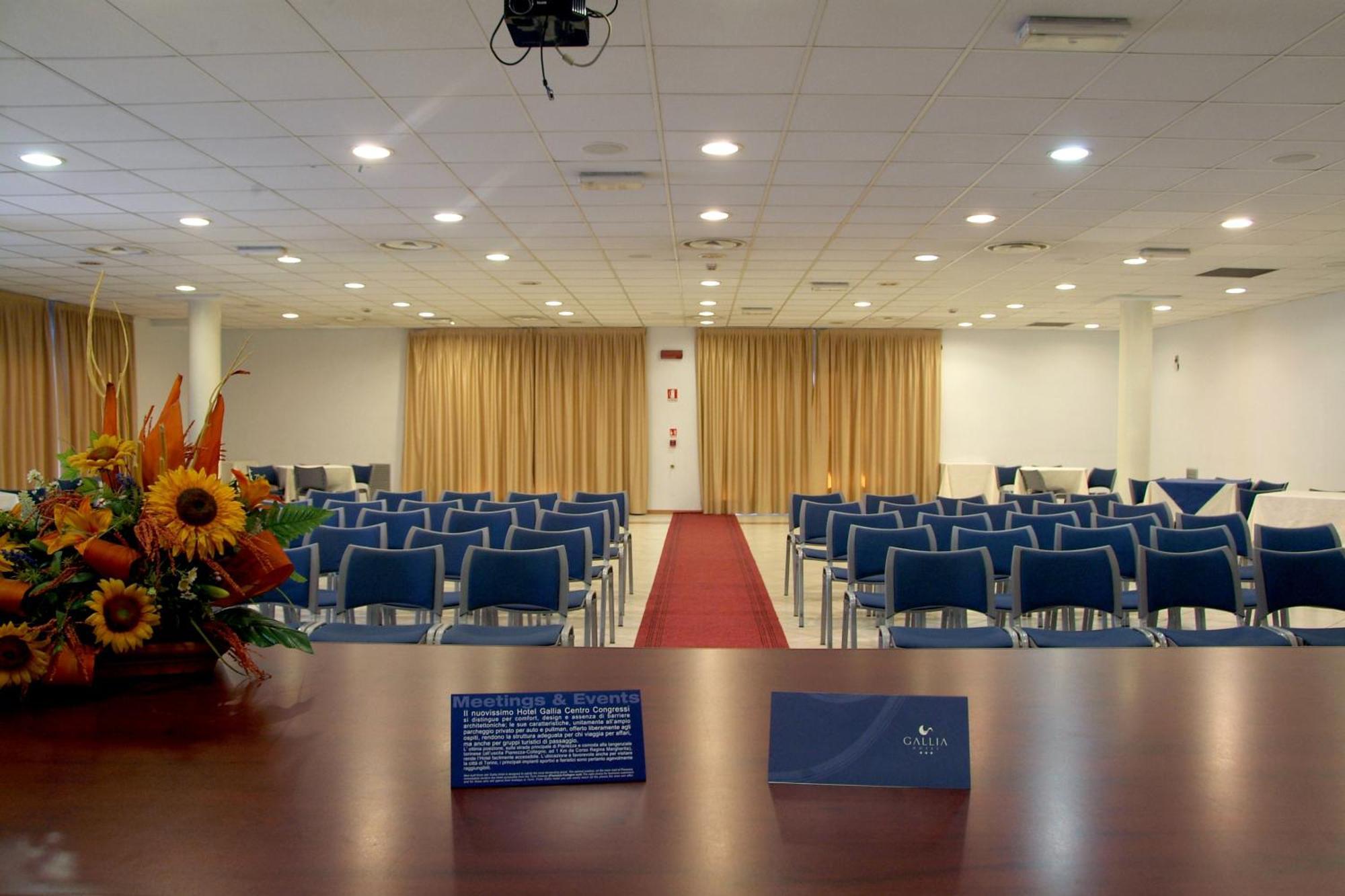 Hotel Gallia Pianezza Bagian luar foto