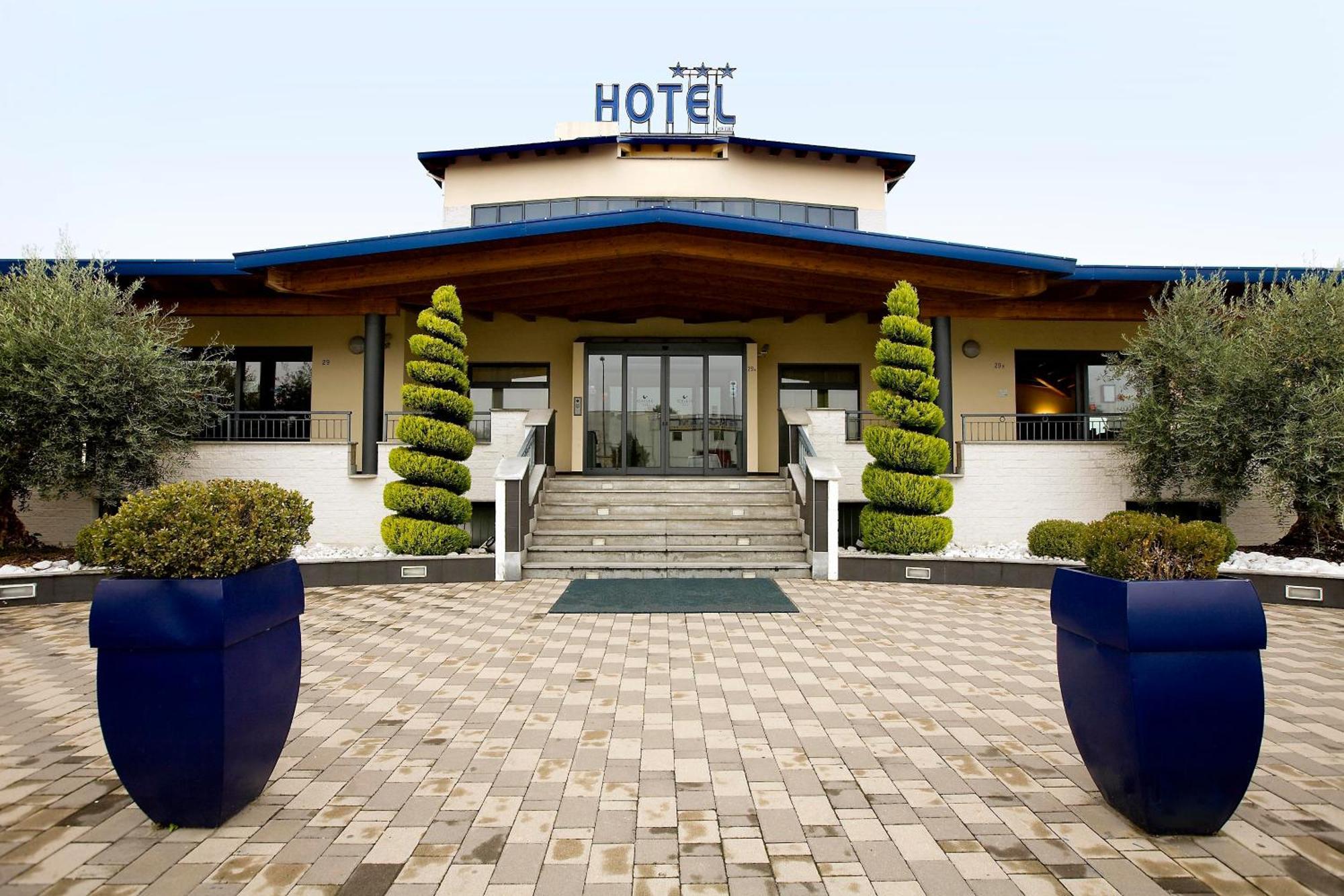 Hotel Gallia Pianezza Bagian luar foto