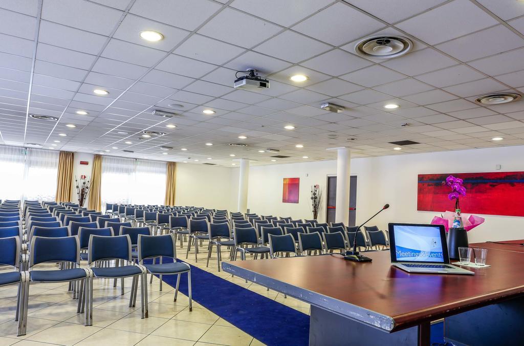 Hotel Gallia Pianezza Bagian luar foto
