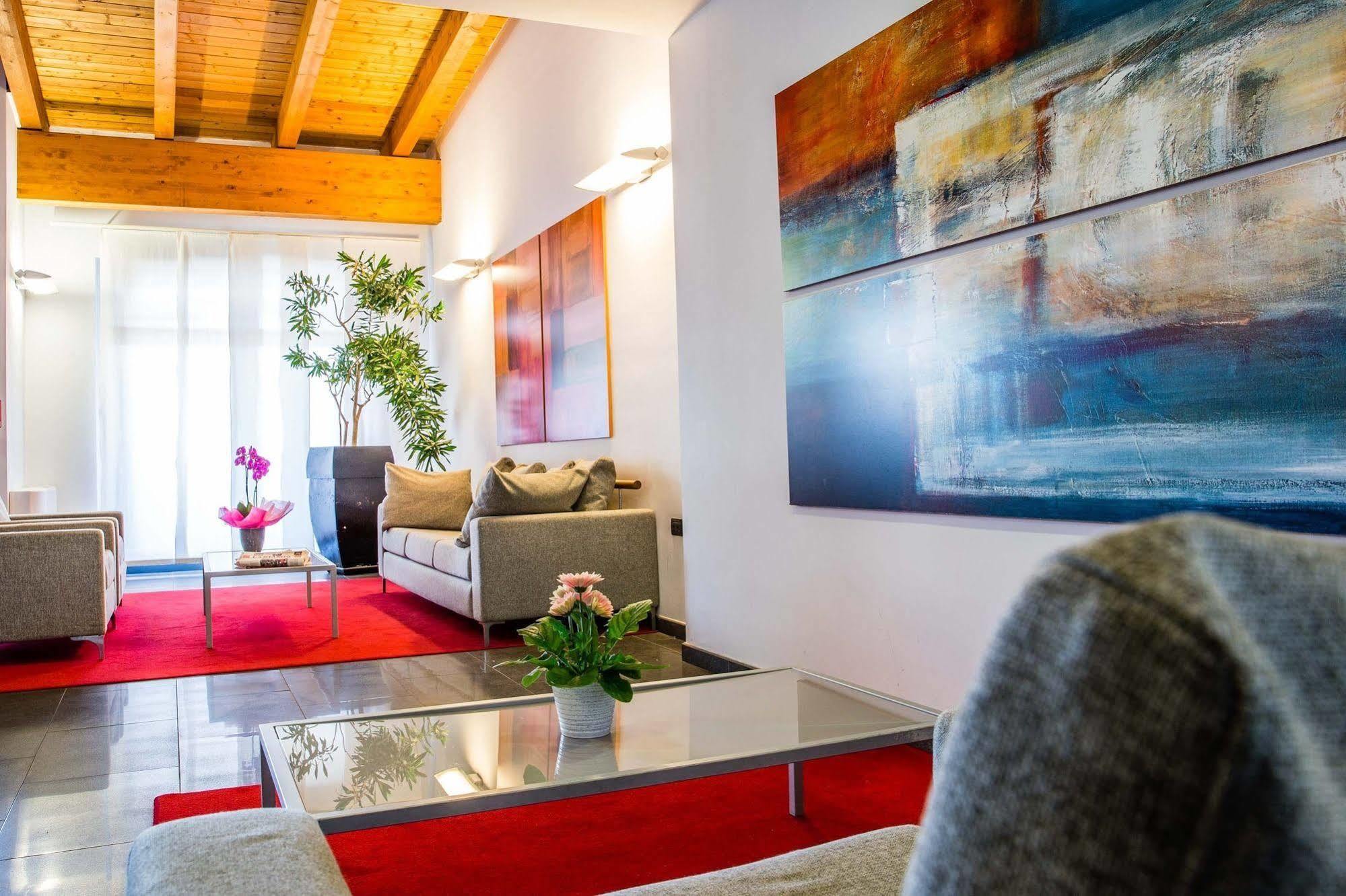 Hotel Gallia Pianezza Bagian luar foto
