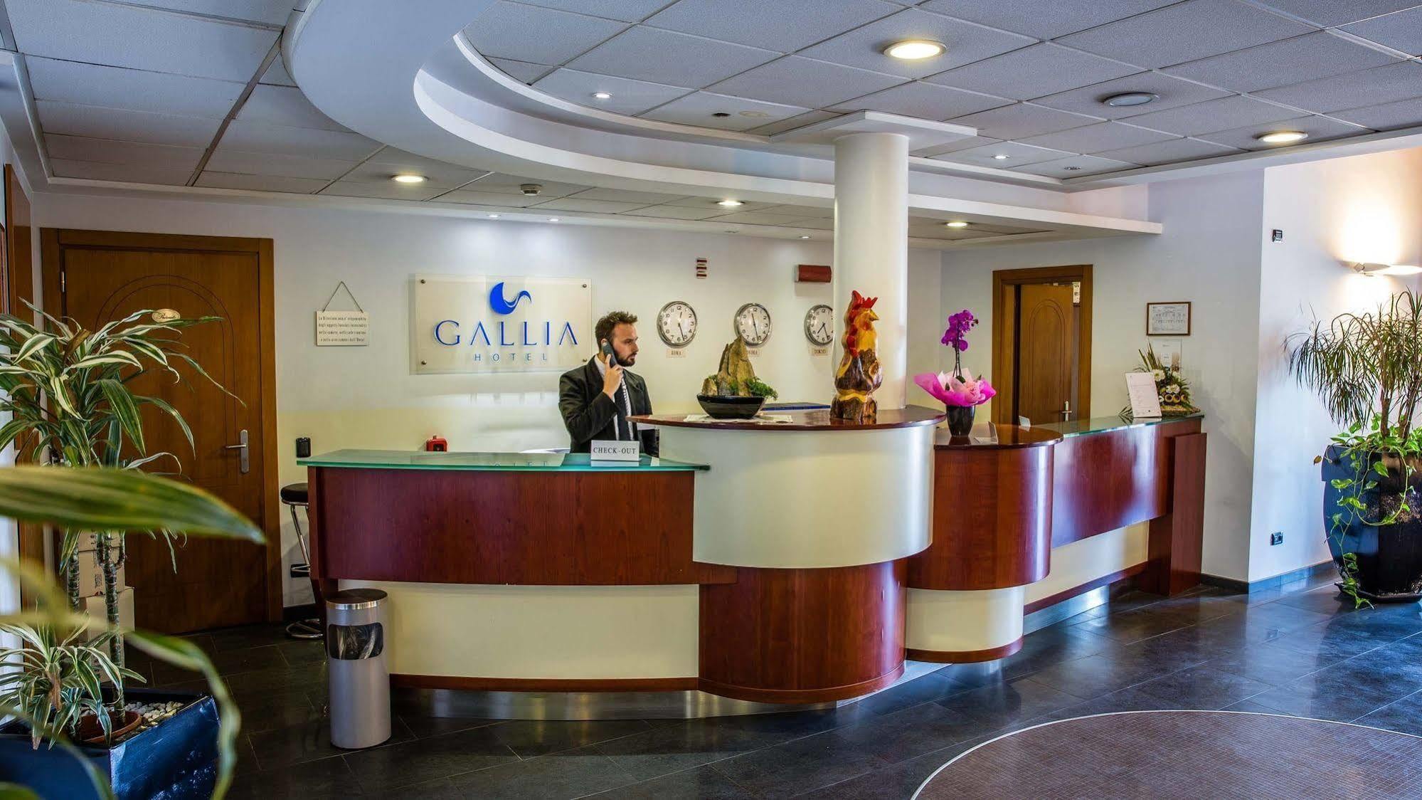 Hotel Gallia Pianezza Bagian luar foto