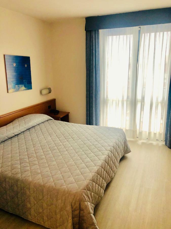 Hotel Gallia Pianezza Bagian luar foto